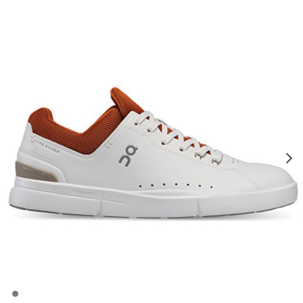 On The Roger Advantage Women Leisure Shoes White and Orange Sneakers SZ W8.5